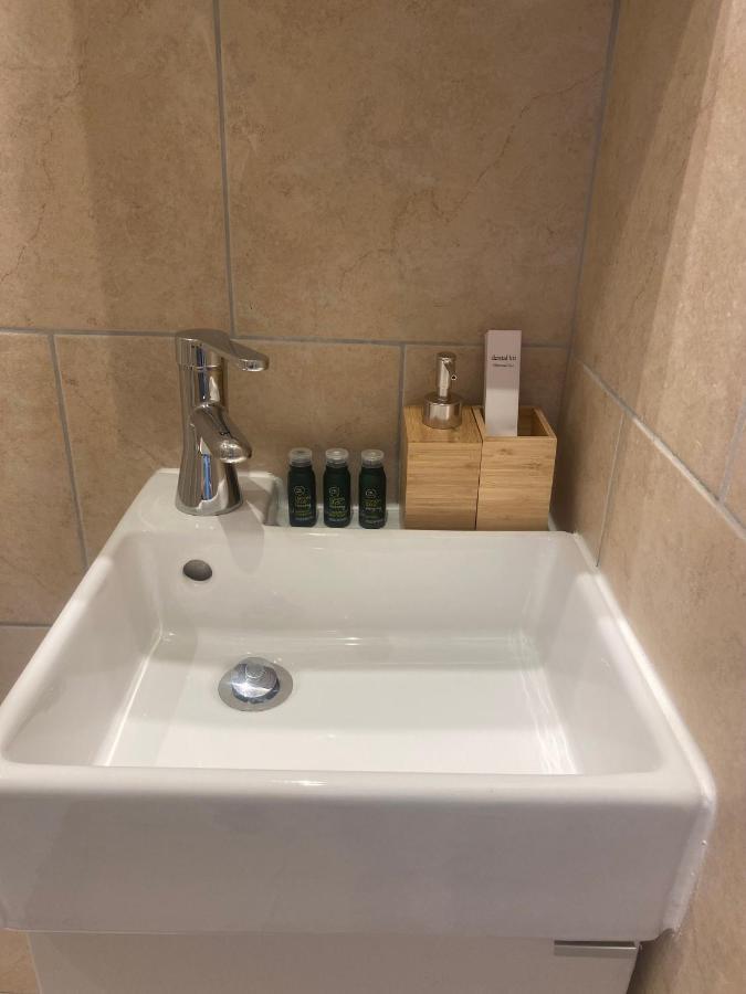 Studio Equipe-Climatise Avec Balcon Au Mourillon A 20M De La Plage Tulon Zewnętrze zdjęcie